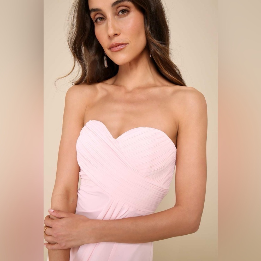 Sz M - NWOT Lulus Splendid Aura Light Pink Chiffon Pleated Strapless Maxi Dress - Picture 3 of 9